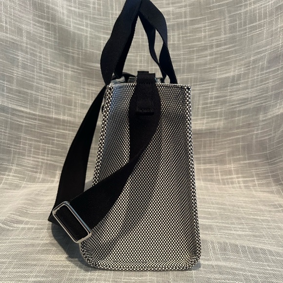 Lululemon Athletica Black and White Tote Bag - Picture 5 of 7